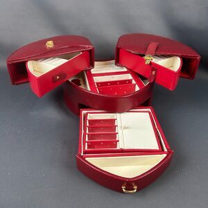 Vintage Wolf Designs Red Leather Heart Shape Jewelry Box Swing Out Design